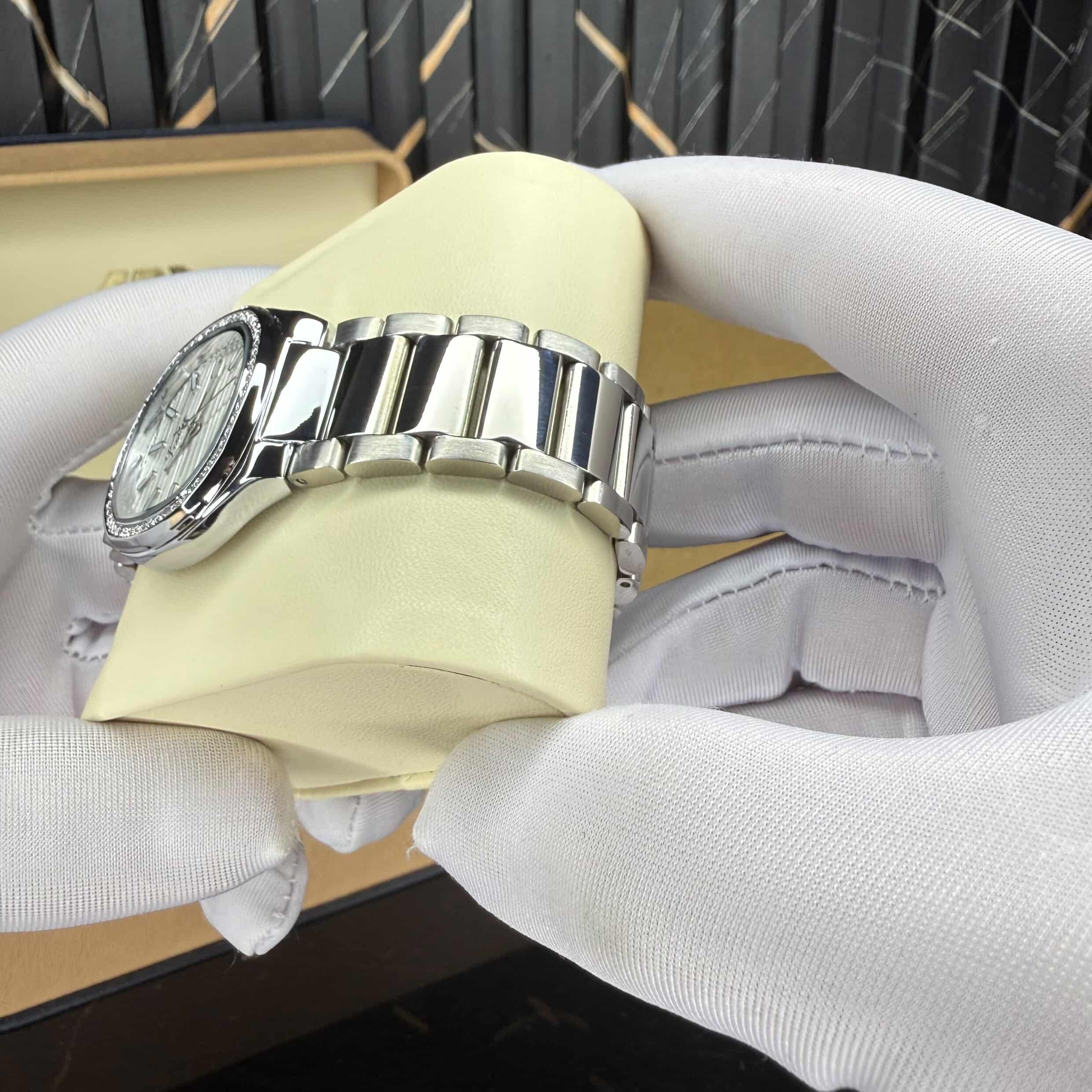serenia(silver white)