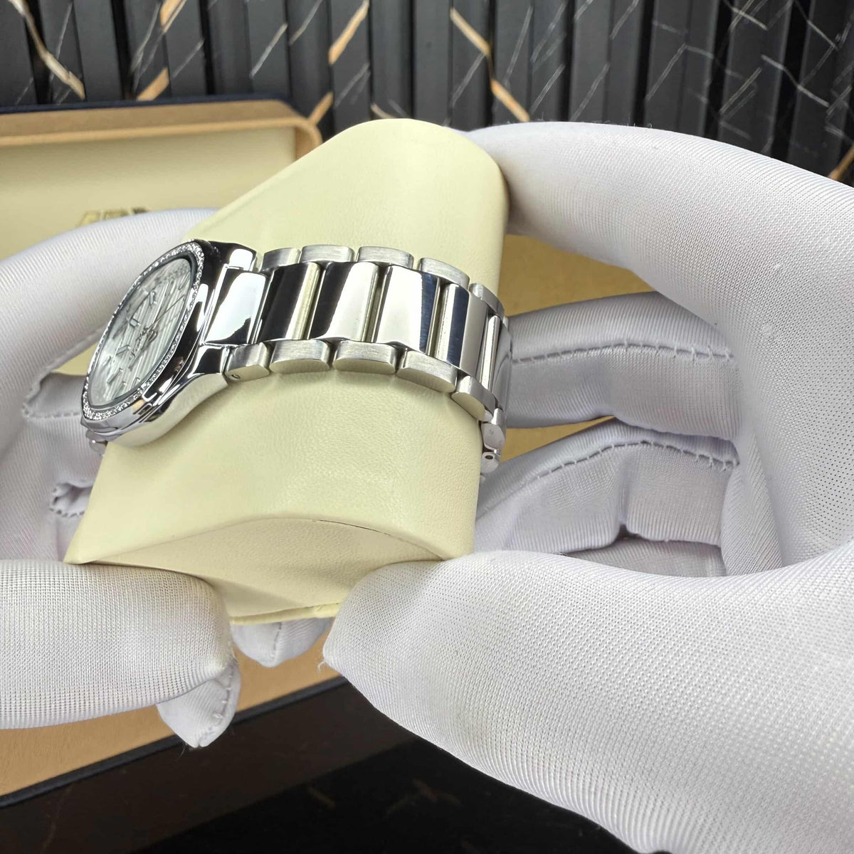 serenia(silver white)