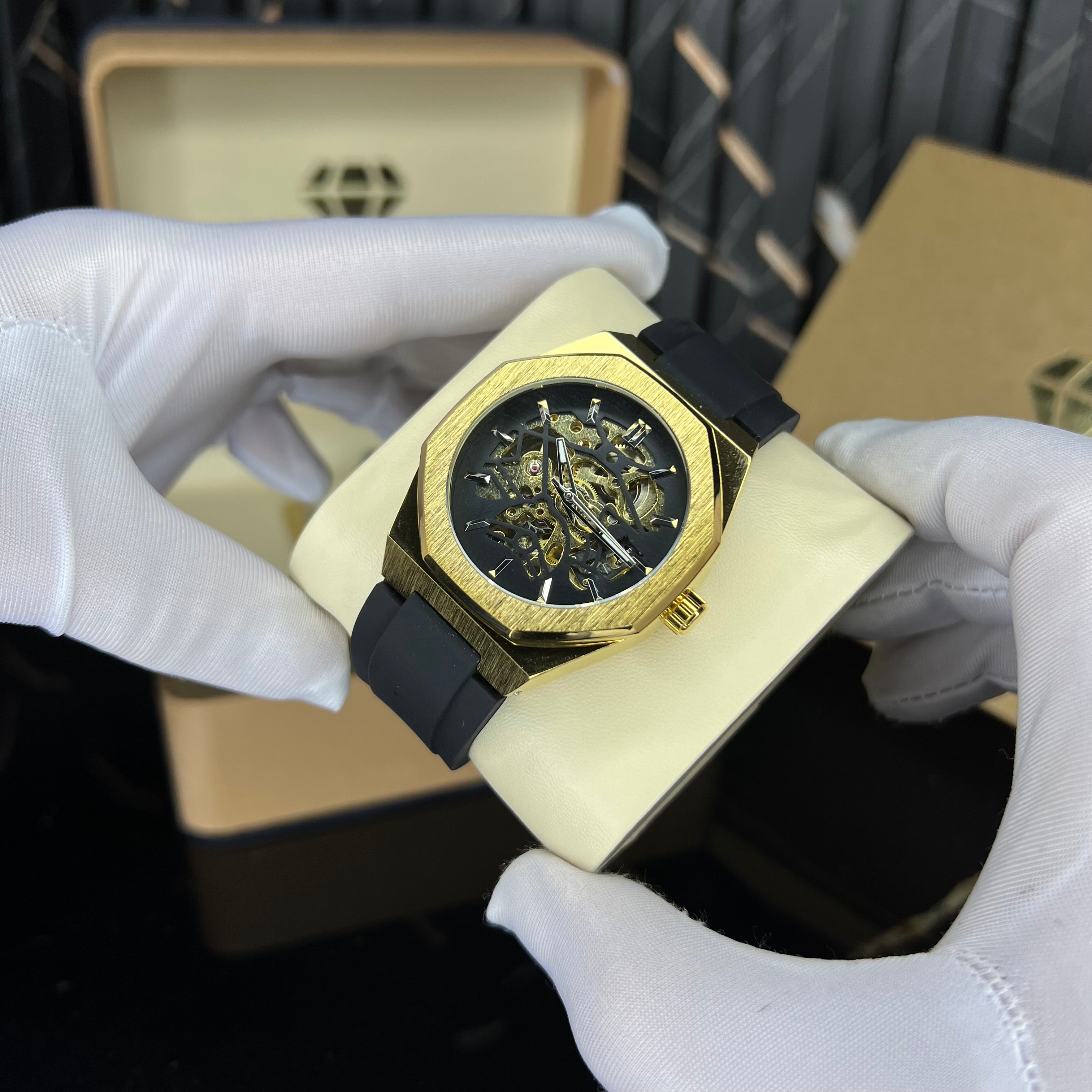 alertzy rubber(black gold)