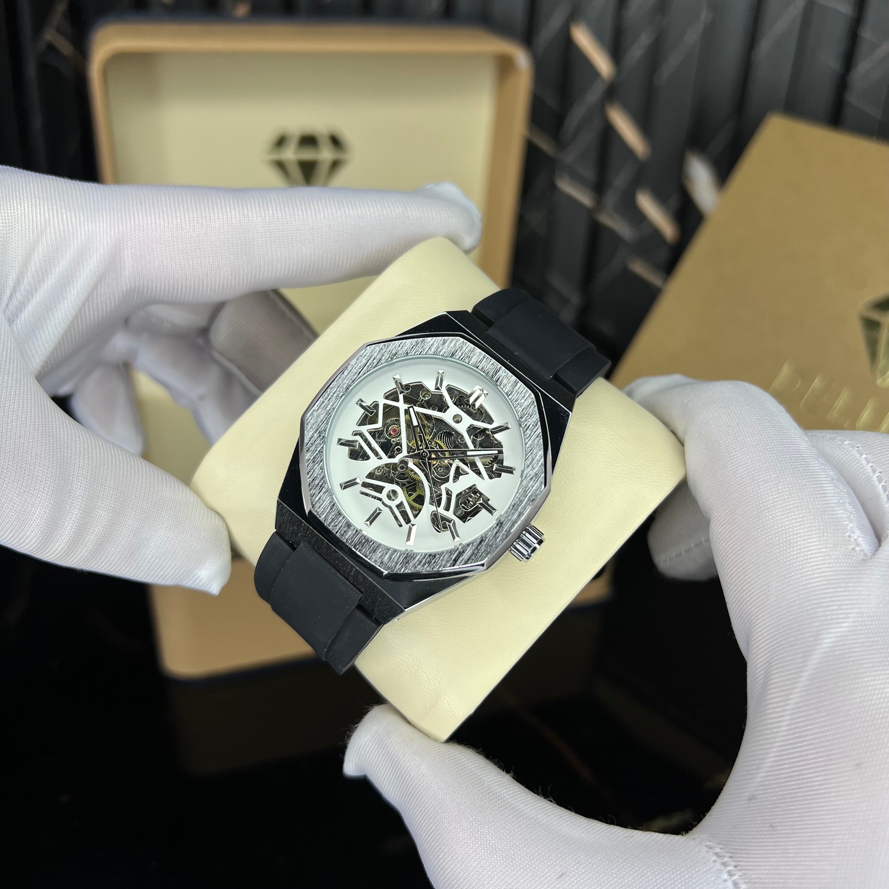 alertzy rubber(black white)