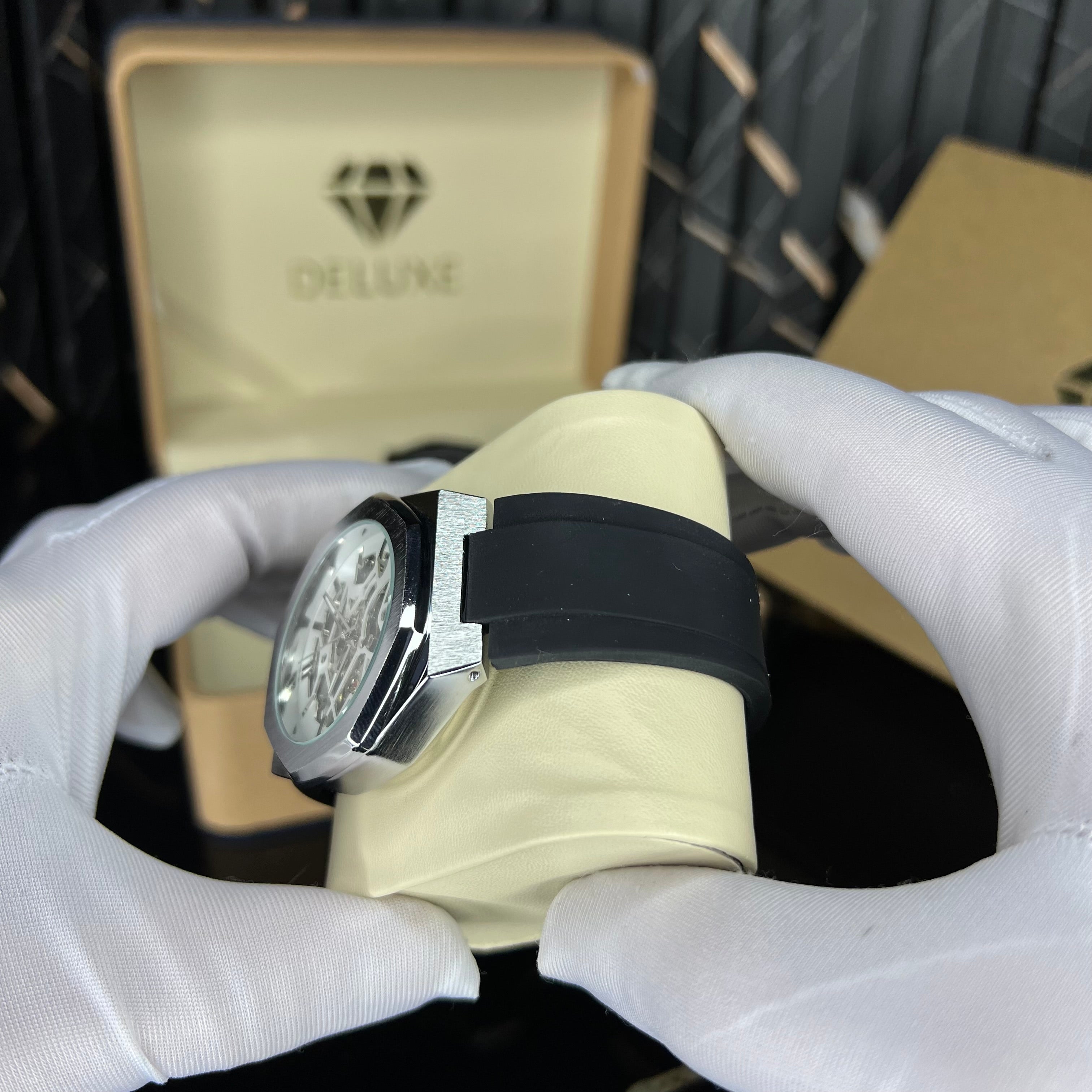 alertzy rubber(black white)
