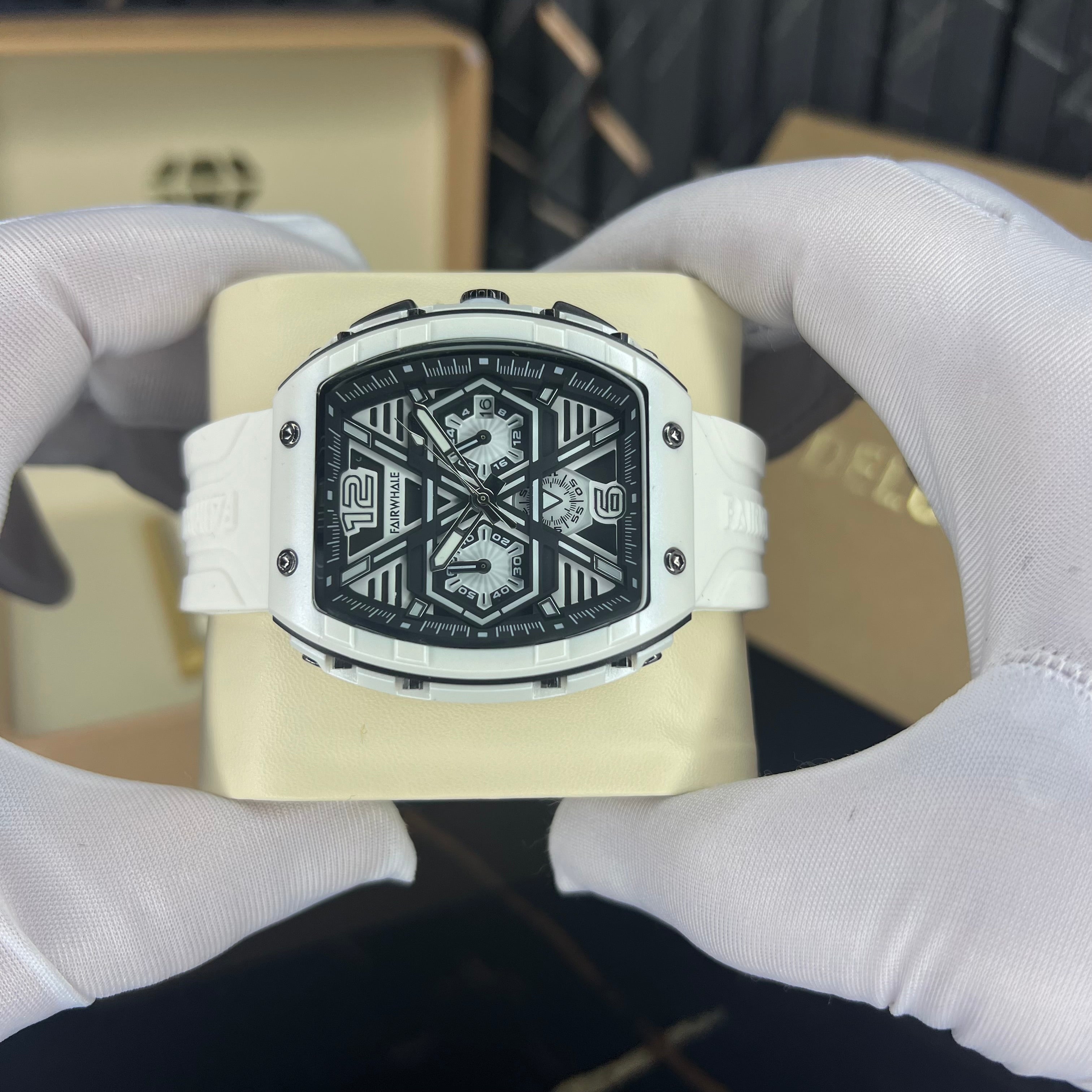 mavros(white)