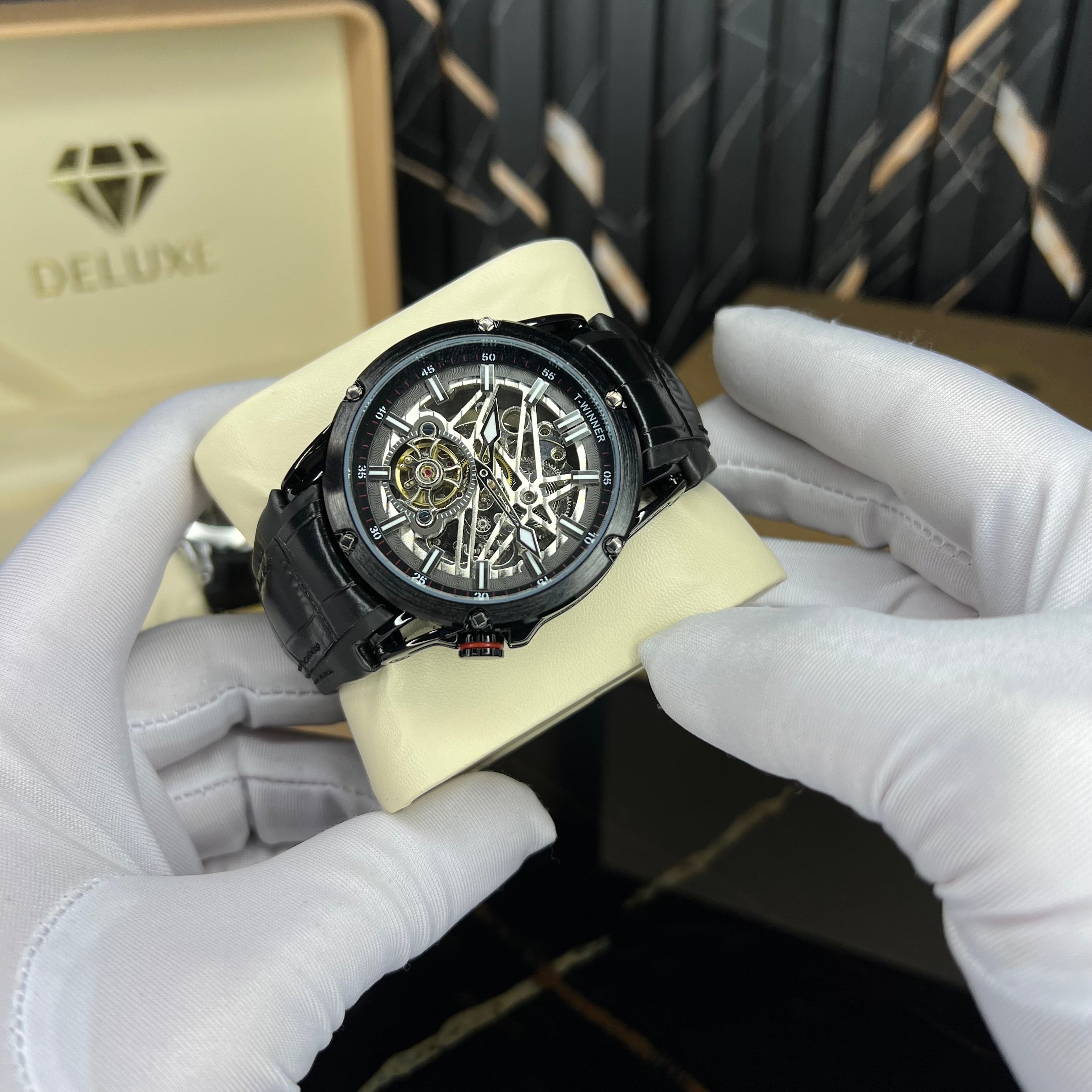 aureon skeletal (black)