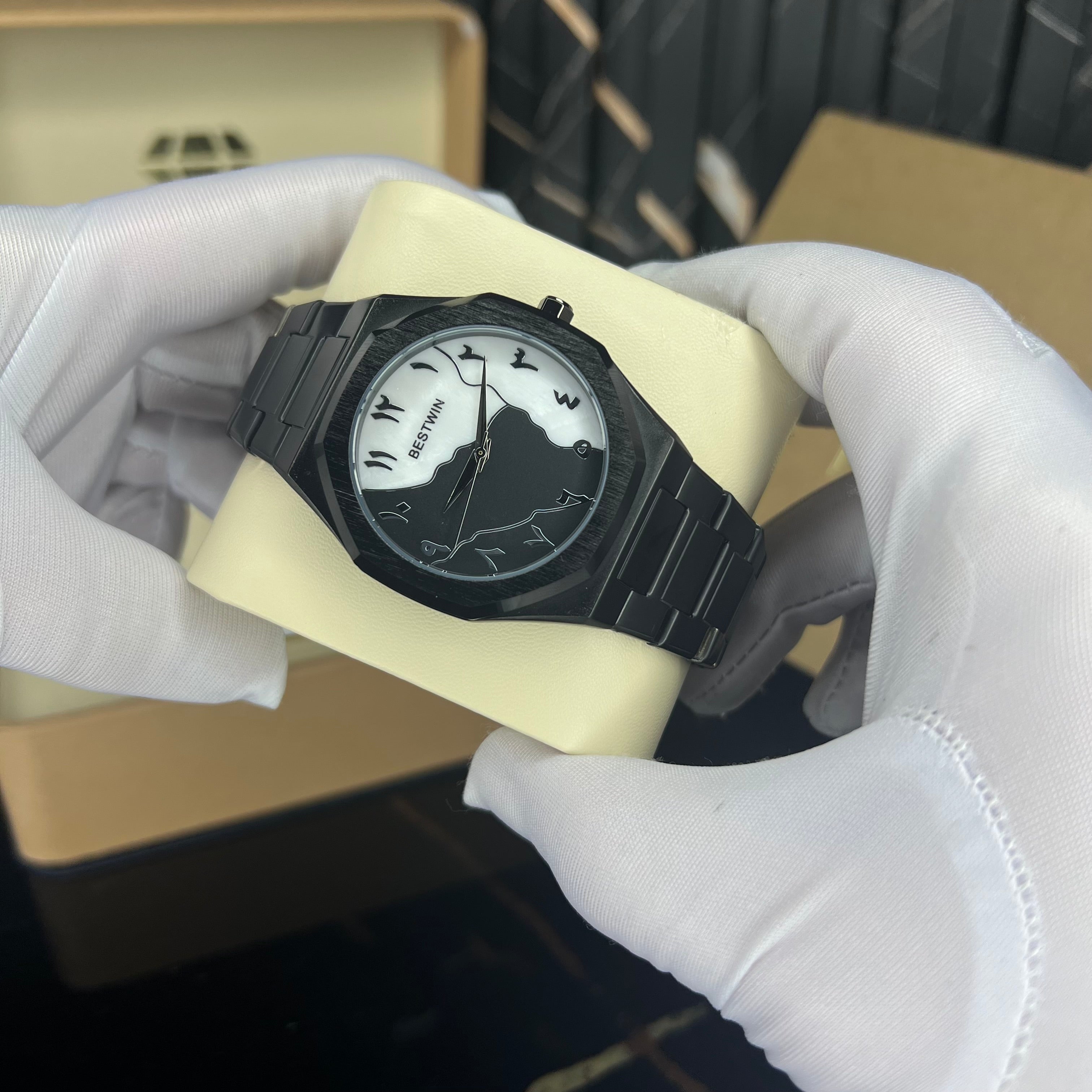 sahara crest(black)