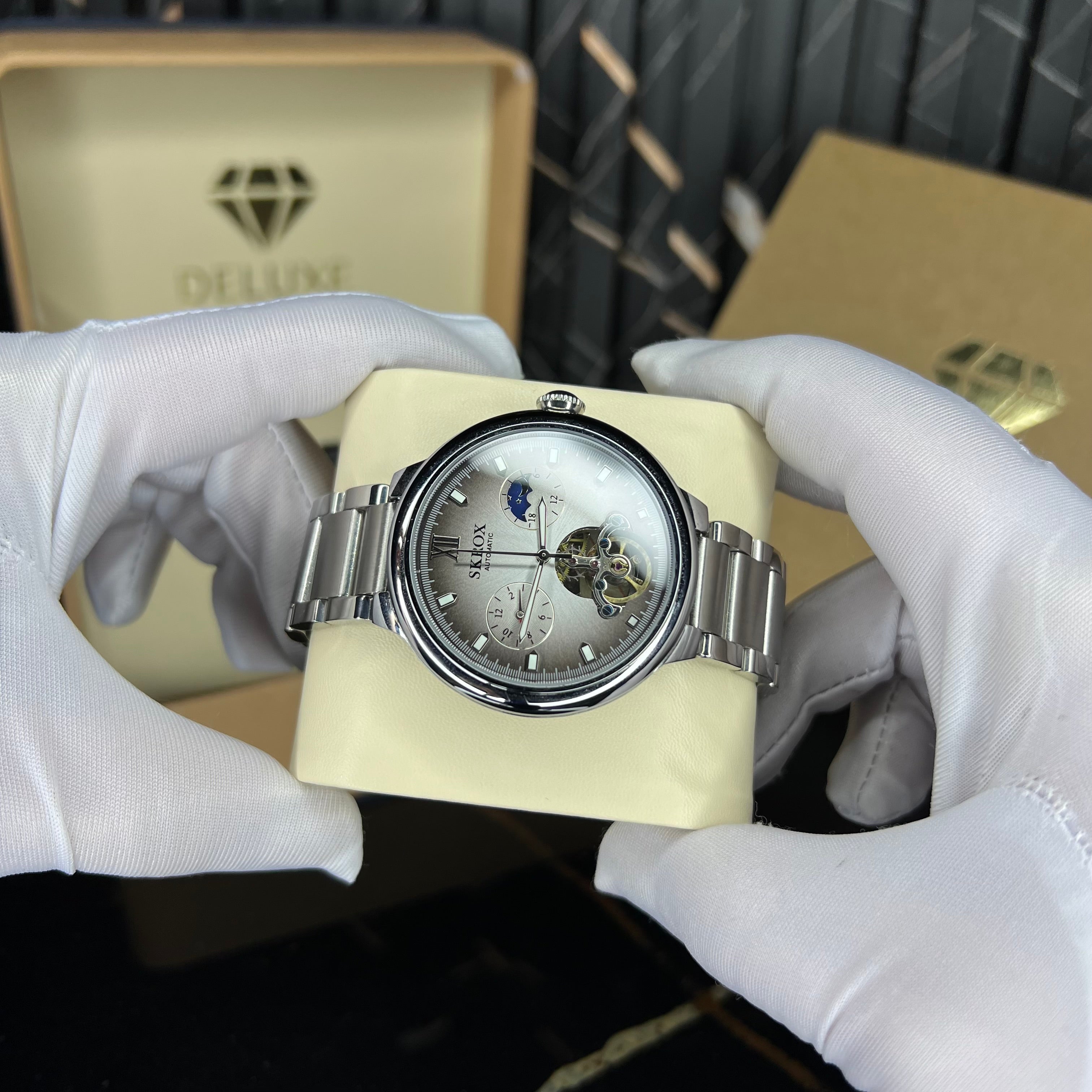lunar premium(silver)