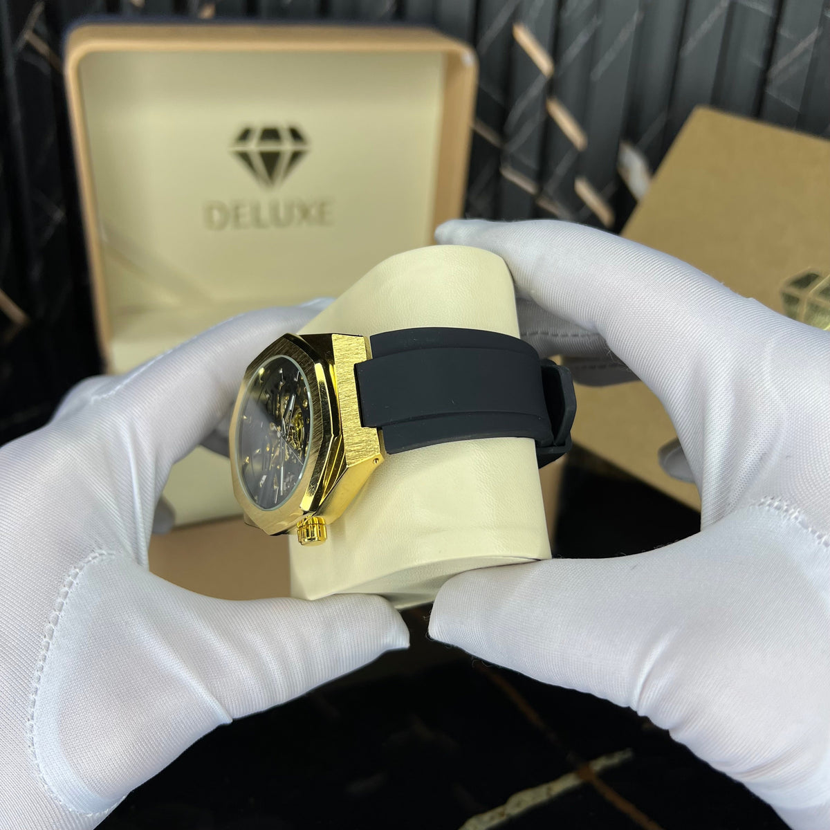 alertzy rubber(black gold)