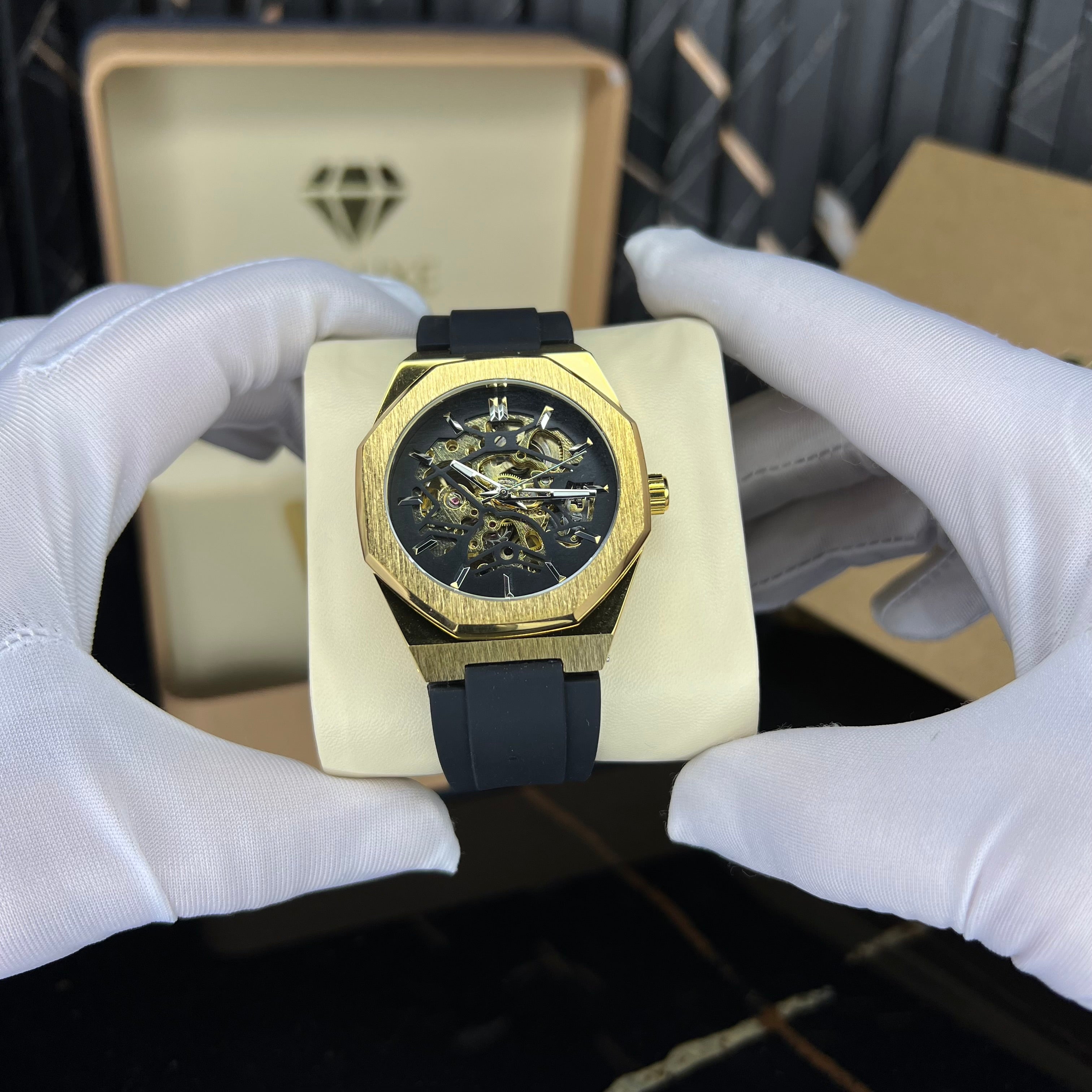 alertzy rubber(black gold)