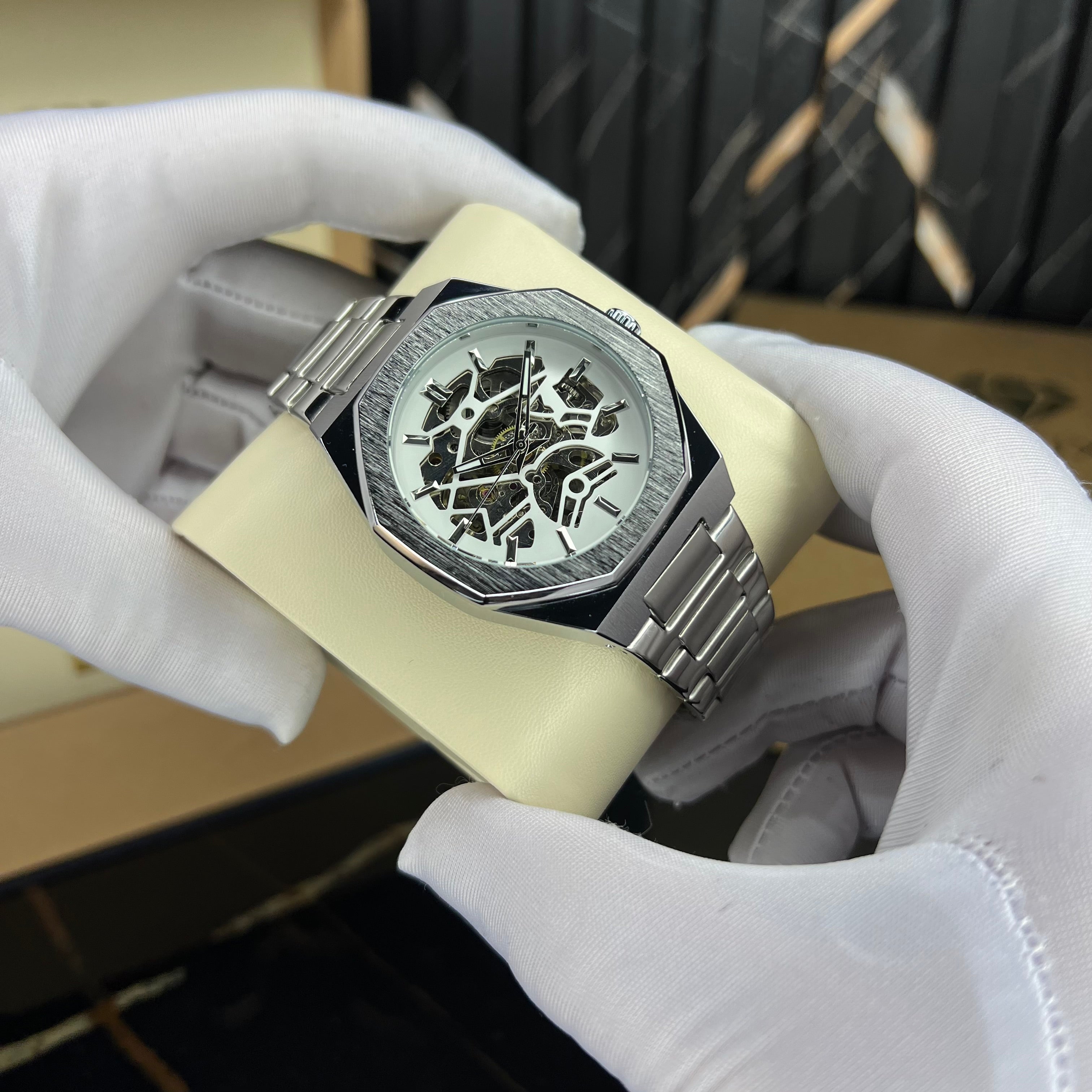 alertzy(silver white)