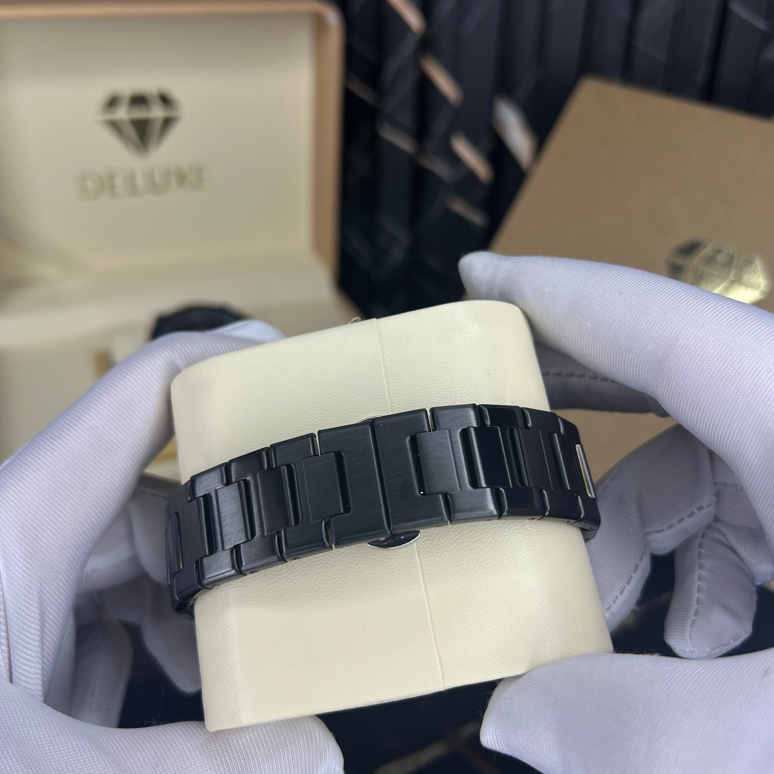 sahara crest(black)
