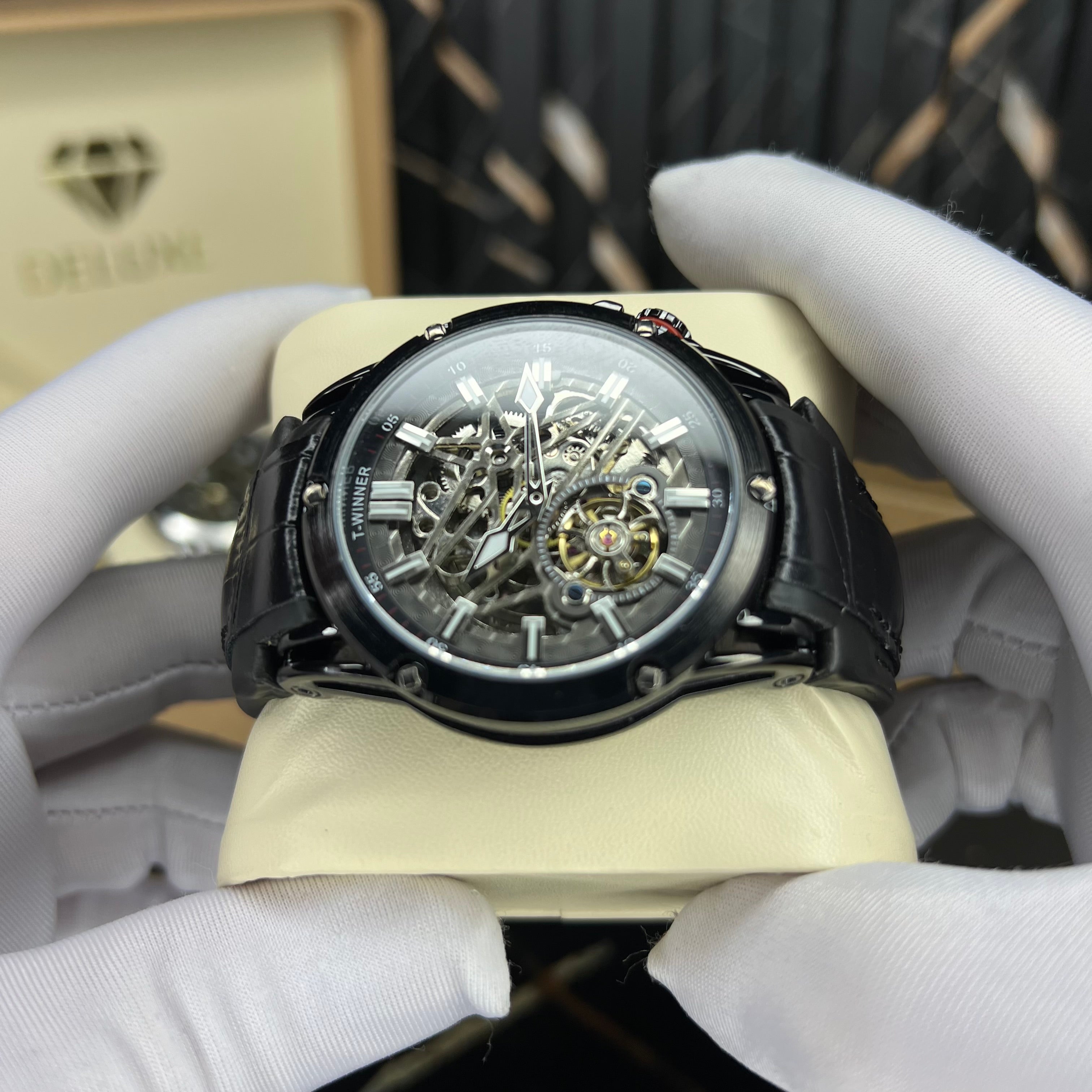 aureon skeletal (black)