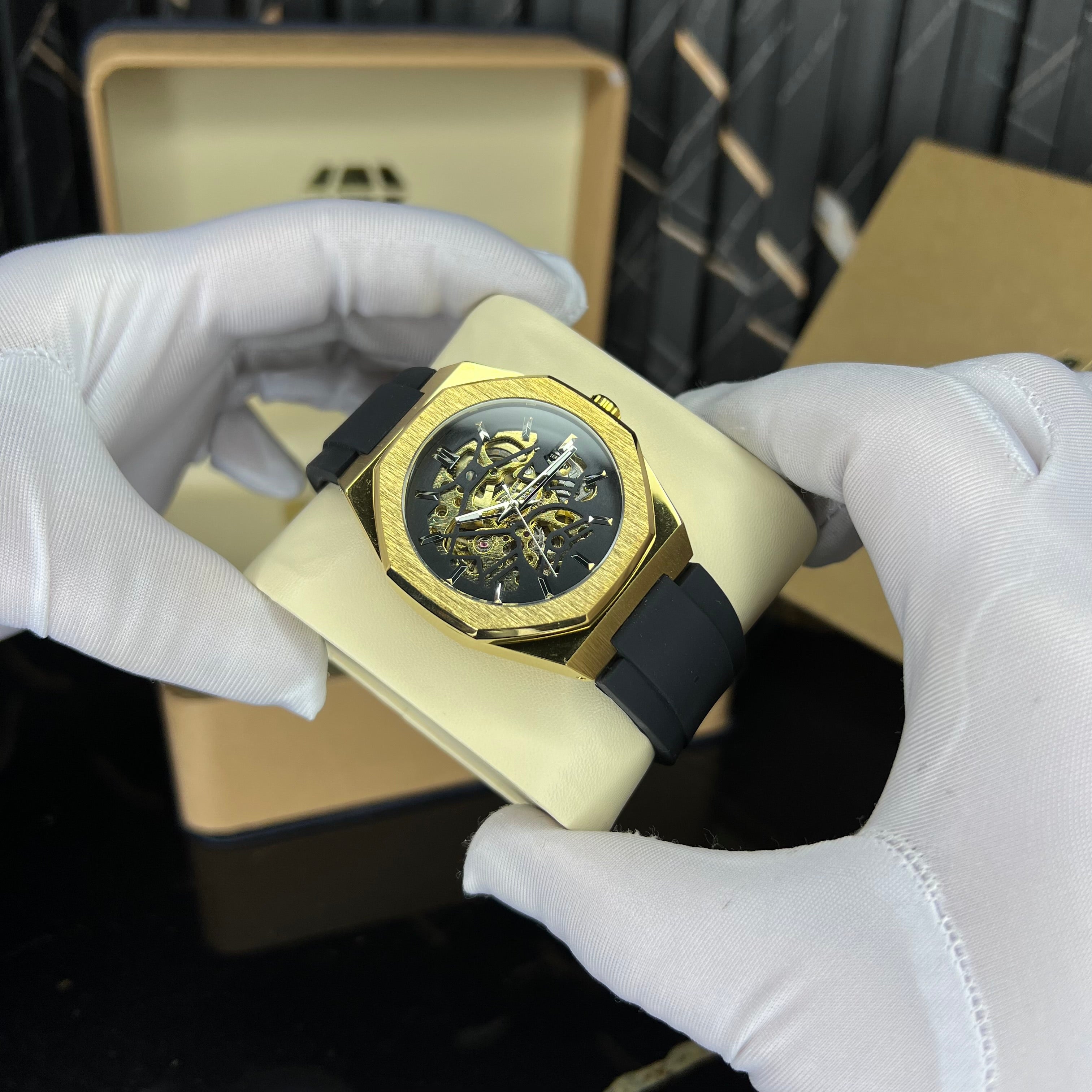 alertzy rubber(black gold)