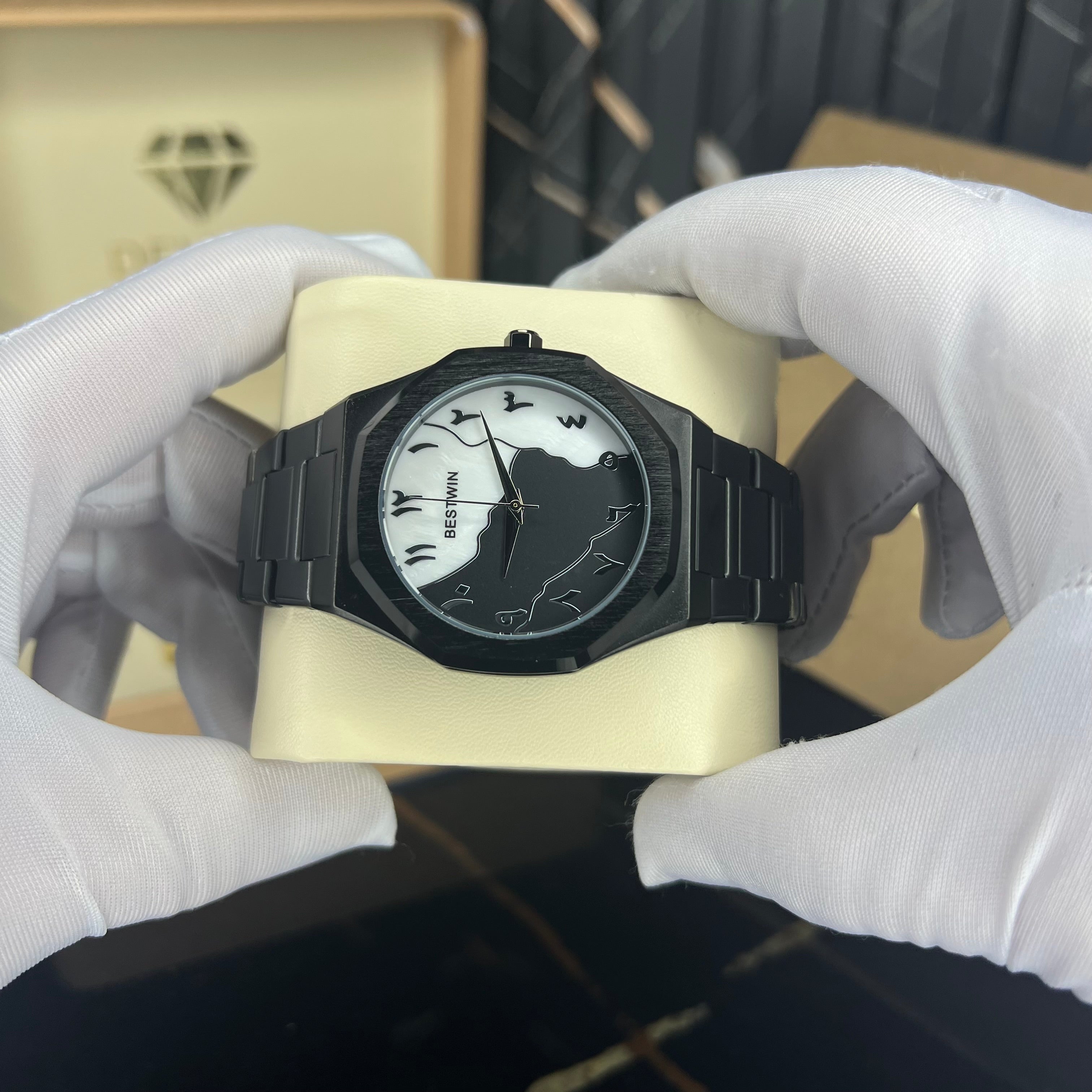 sahara crest(black)
